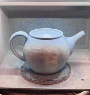 Teapots being glazed, hopefully will be like the mug - Drop-off is tomorrow and I genuinely don’t know why I’m still making things. I’ll crawl across the finish line if i have too.

I’ve lost track of the clock and the calendar and possibly my name.

What time is it?
Could be yesterday?
Could be an hour from now,
No idea.

I’m just negotiating with the kiln… 

Zero clue anymore, but HERE WE ARE

Week 1 Under $100

December 4–7, 2025
Thursday 5–10pm
Fri–Sun 11–7pm
1111 9 Ave SW, Calgary AB
Nearly 100 artists • everything under $100
Kids 16 & under free

@under100artshow and @artspot.yyc 

#under100artshow

#pottery #ceramics #handmadepottery #wheelthrown #functionalceramics #modernceramics #ceramicsofinstagram #handmadehome #slowliving #calgaryartist #canadianartist #localartist #handmadecalgary #ceramicart #stoneware