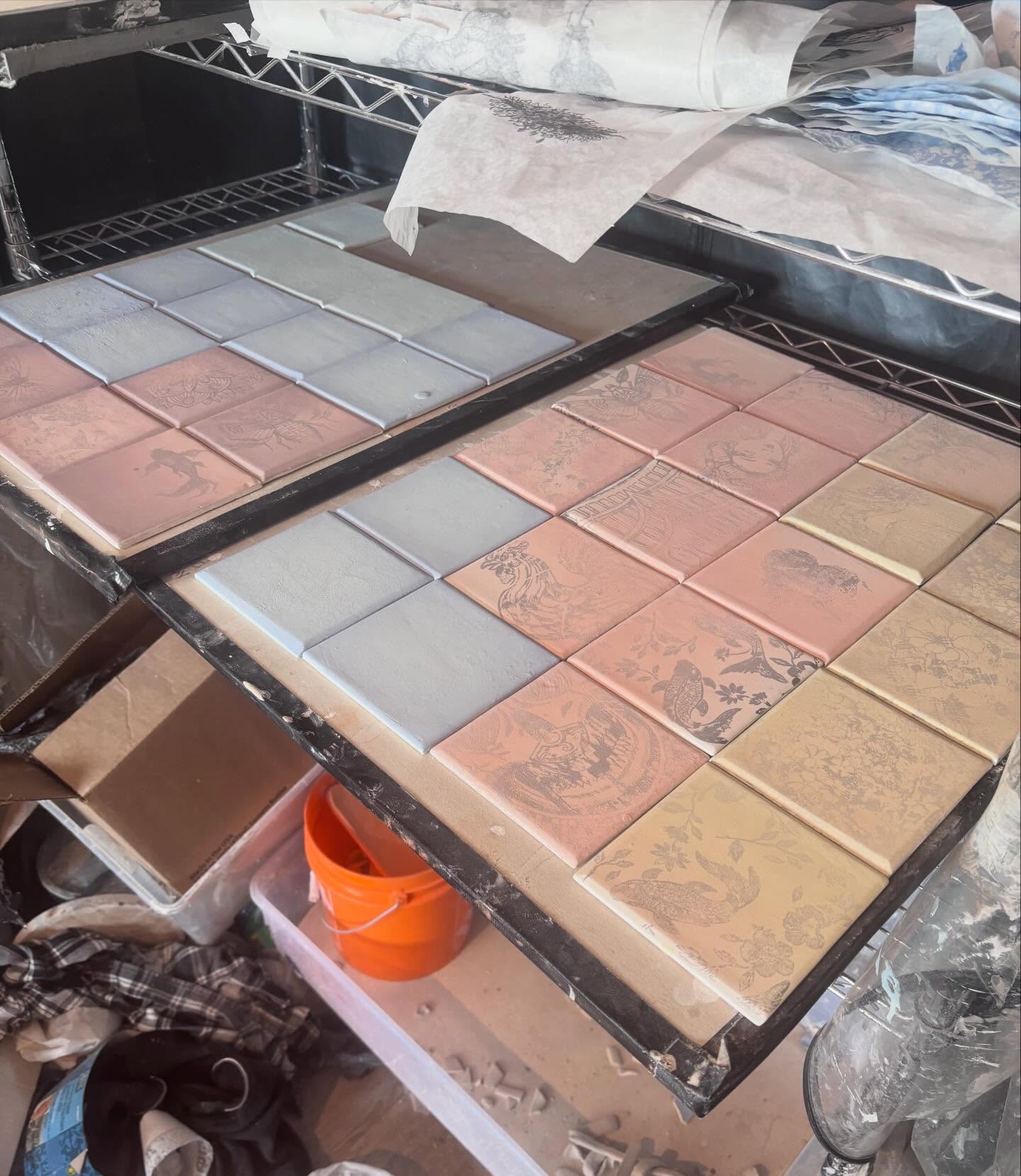 about half of the coasters / tiles

no more time. need to clean everything up and get in the kiln asap.
 
wheeeeeeeeeeee! 

@under100artshow and @artspot.yyc 

#under100artshow

#pottery #ceramics #handmadepottery #wheelthrown #functionalceramics #modernceramics #ceramicsofinstagram #handmadehome #slowliving #calgaryartist #canadianartist #localartist #handmadecalgary #ceramicart #stoneware