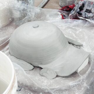 im gonna wear it
#ceramics #wearableart #ceramicfashion #contemporaryart #yyc