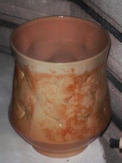 to hot to take out. cool enough to peek. cant see the handle yet