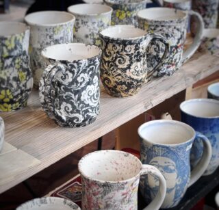 come buy pottery today :) here till 4pm
details last pic