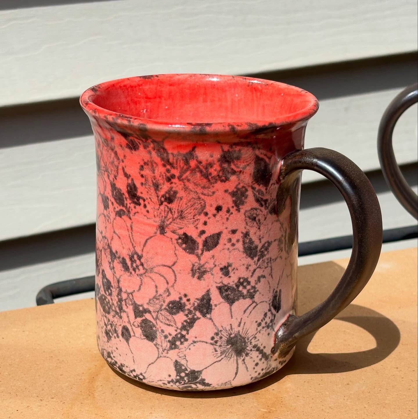 #pottery #ceramics #handmadepottery #wheelthrown #functionalceramics #modernceramics #ceramicsofinstagram #handmadehome #slowliving #calgaryartist #canadianartist #localartist #handmadecalgary #ceramicart #stoneware